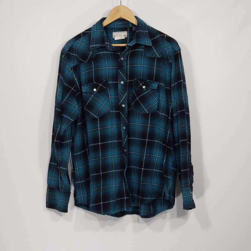 Wrangler Teal and Black Plaid Button-Down Shirt